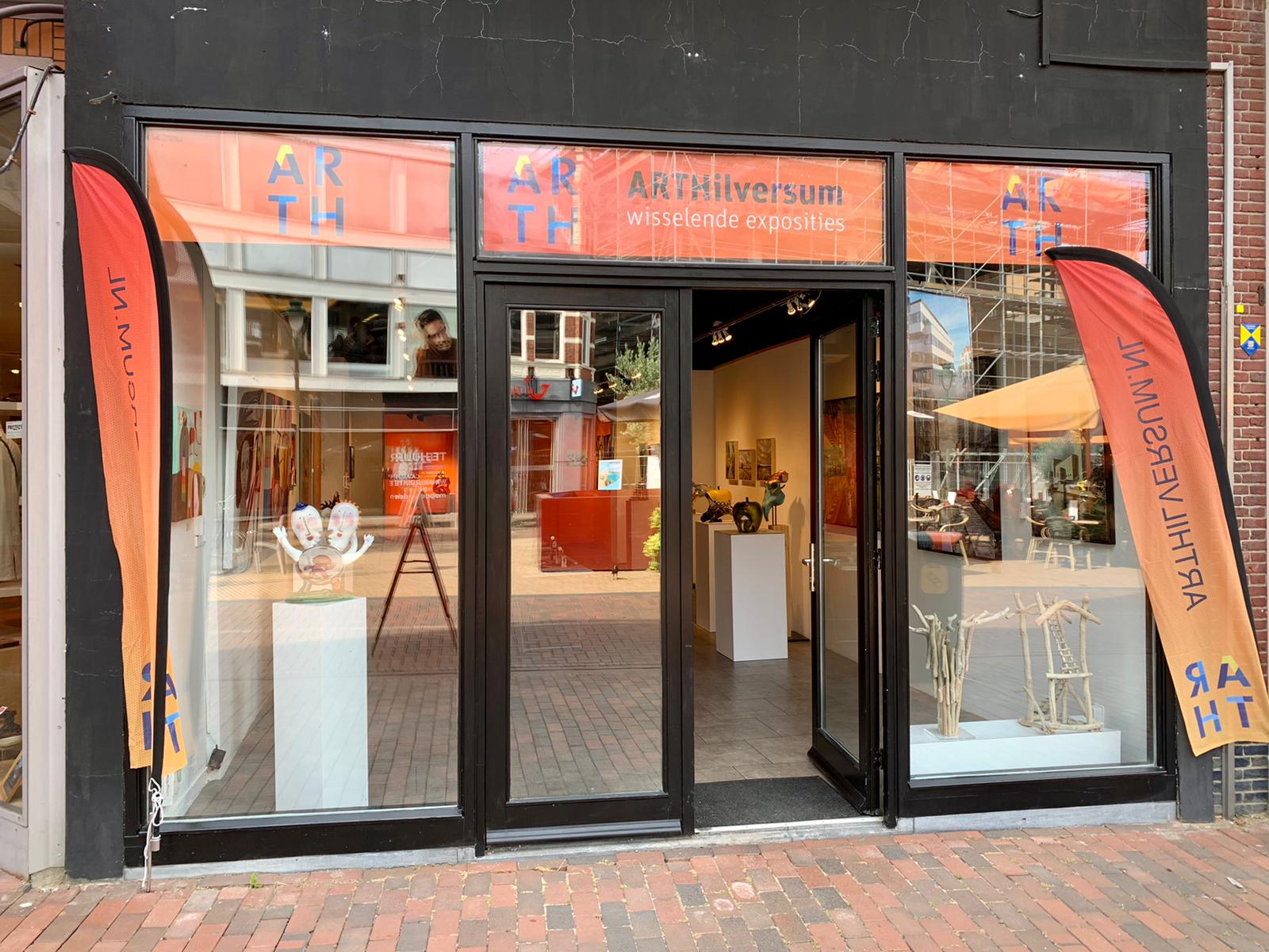 Aangezicht van de ART Hilversum winkel.